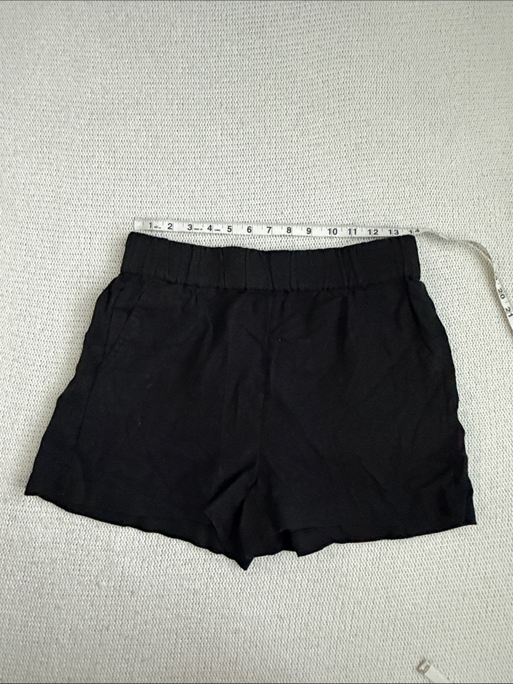J Crew 100% Linen Pull On Shorts Black Size Small - Picture 3 of 6